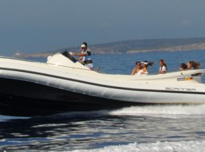Dillennium 40 inboard 98.500€ Year 2007